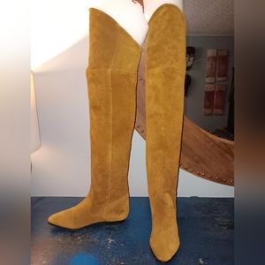 Flings vintage suede boots